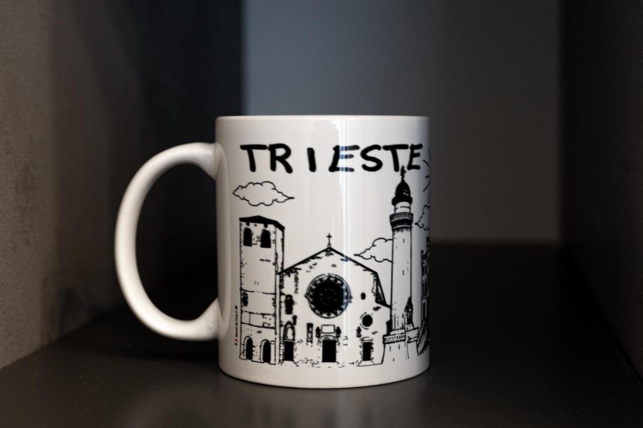 Liberty 37 Boutique Apartment Trieste Luaran gambar