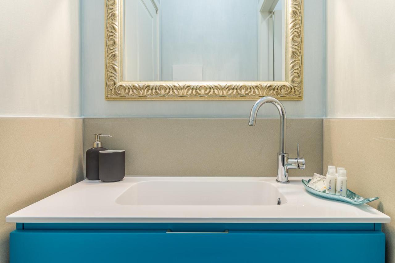 Liberty 37 Boutique Apartment Trieste Luaran gambar
