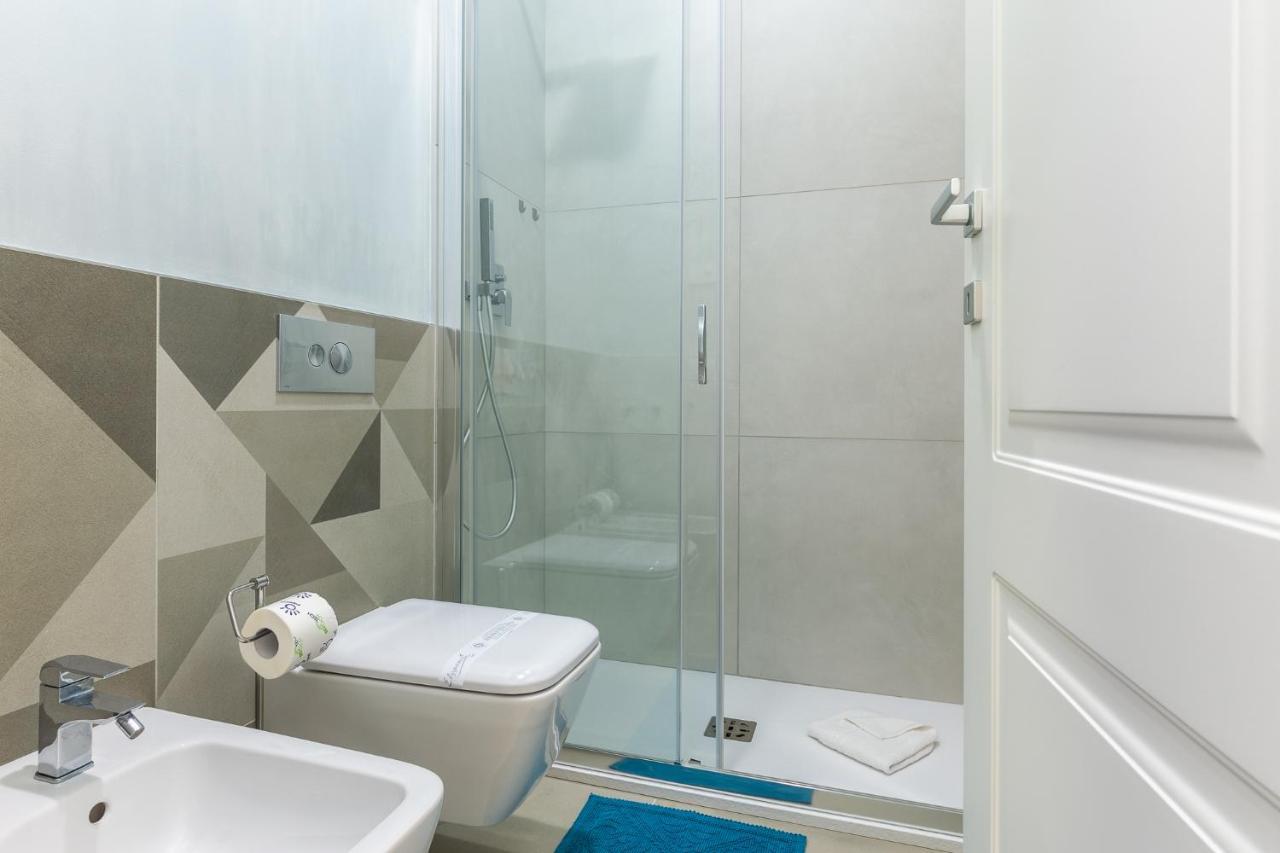 Liberty 37 Boutique Apartment Trieste Luaran gambar